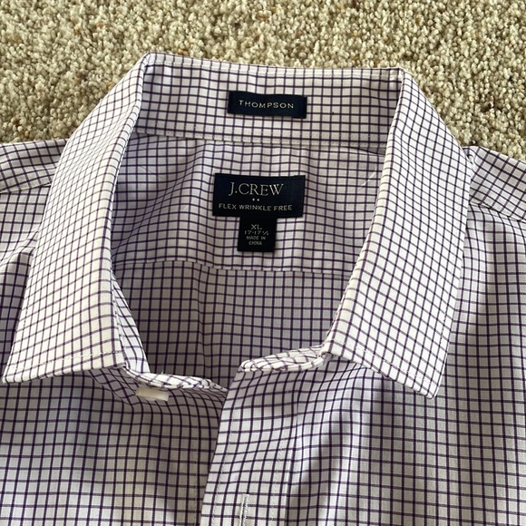 J. Crew Men’s No Wrinkle Button Down Dress Shirt - Picture 2 of 2